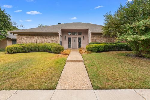 6620 Robin Willow Ct, Dallas, TX, 75248-4011 | Card Image