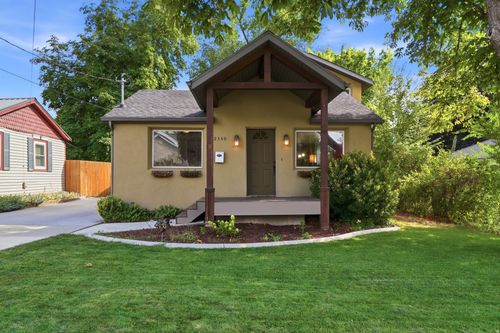 2340 E 3000 S, Salt Lake City, UT, 84109-2533 | Card Image