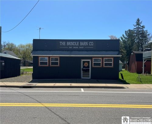 11 Boulevard Ave, Celoron, NY, 14720-8010 | Card Image