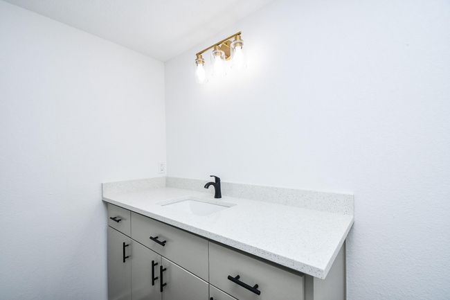 2636 Lone Oak Rd, House other with 3 bedrooms, 2 bathrooms and null parking in Houston TX | Image 38