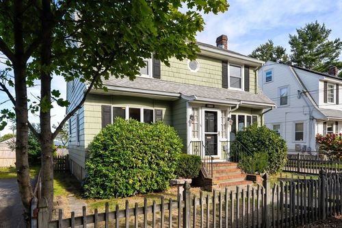 18 Hummock Rd, Quincy, MA, 02171-1812 | Card Image