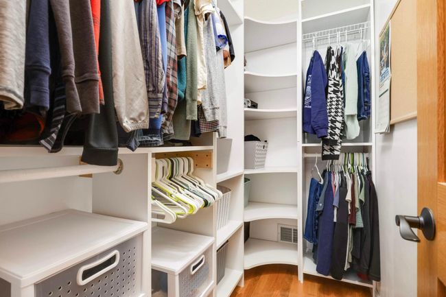Primary bedroom walk-in closet. | Image 18