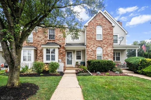 73 Crickhollow Ct, Hillsborough, NJ, 08844-1429 | Card Image