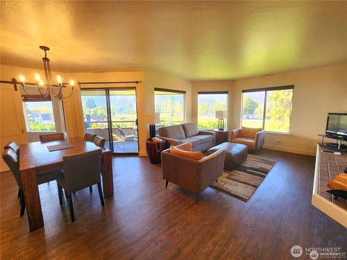 1 Lodge 609-G, Manson, WA, 98831 | Card Image