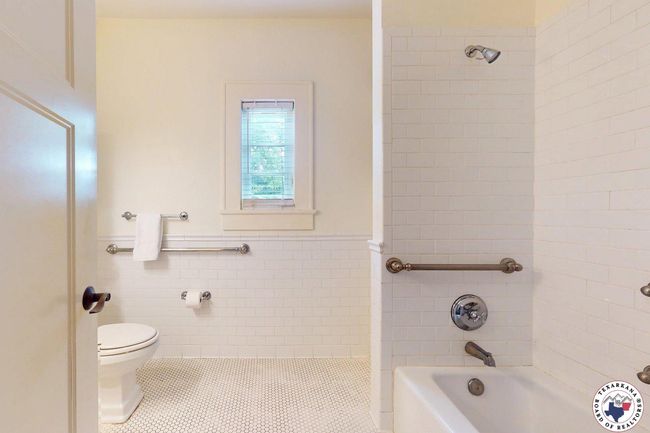2124 Stevenson St, House other with 2 bedrooms, 1 bathrooms and null parking in Texarkana TX | Image 11