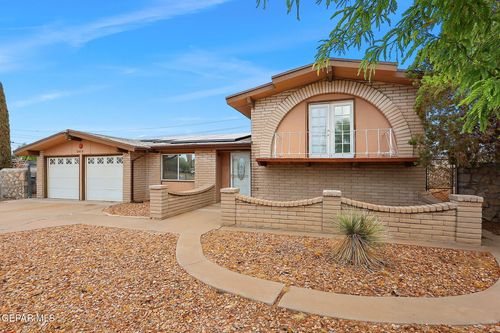 2912 Chaswood St, El Paso, TX, 79935-1718 | Card Image