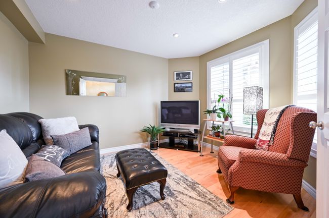 2 - 10 Zimmerman Dr, Condo with 3 bedrooms, 3 bathrooms and 1 parking in Caledon ON | Image 20