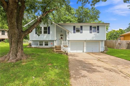 801 Mulberry St, Belton, MO, 64012-3031 | Card Image
