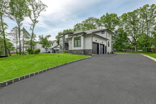 27 Highview Rd, Monsey, NY, 10952-2439 | Card Image