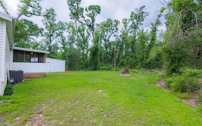 9441 133 Rd Dr, House other with 3 bedrooms, 2 bathrooms and 3 parking in Live Oak FL | Image 4