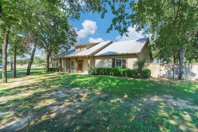 400 E 3rd Street, House other with 3 bedrooms, 2 bathrooms and null parking in Tolar TX | Image 2