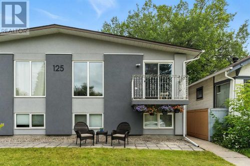 1-125 10 Ave Ne, Calgary, AB, T2E0W8 | Card Image