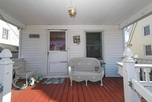 165 Cochran Place, Hempstead, NY, 11581 | Card Image