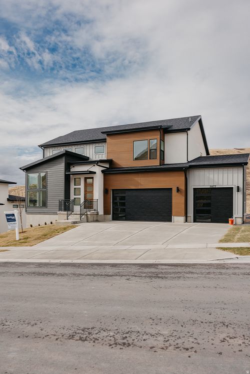 623-5877 N Canyon Rim Rd, Lehi, UT, 84048-6948 | Card Image