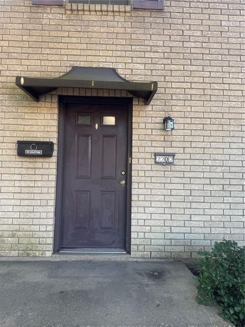 2202 Caswell Ln, Metairie, LA, 70001-1720 | Card Image