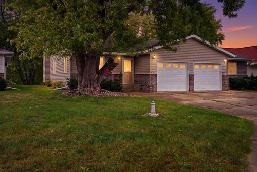 209 Westview Place, La Crosse, WI, 54601 | Card Image