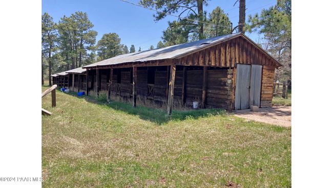 Big Barn | Image 29