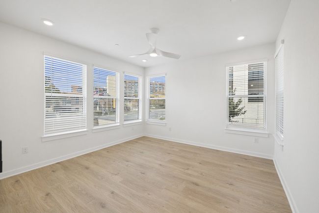 4214 Endurance Way, Condo with 4 bedrooms, 5 bathrooms and 2 parking in Austin TX | Image 17