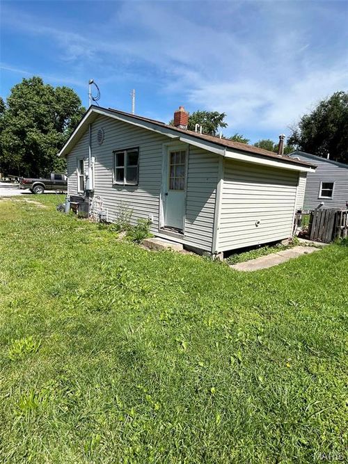 708 and 806 Stella Street, Montgomery City, MO, 63361 | Card Image
