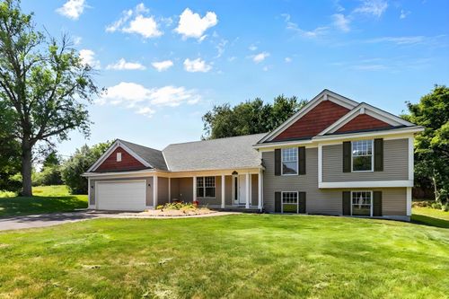 500 Driftwood Rd, New Brighton, MN, 55112-2567 | Card Image