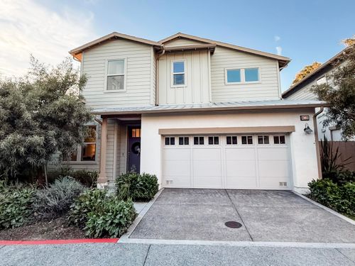 4035 Green Heron Spring Dr, Carpinteria, CA, 93013-3194 | Card Image