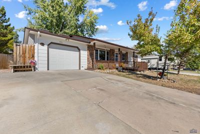 408 E Liberty St, House other with 4 bedrooms, 2 bathrooms and null parking in Rapid City SD | Image 2