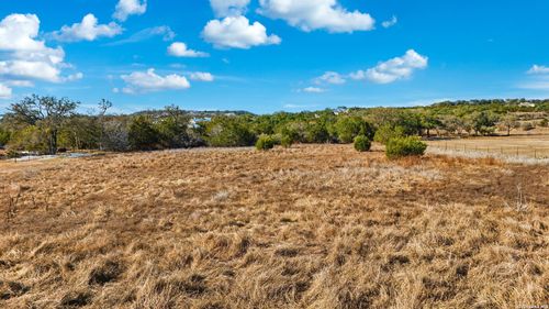 246 Dodder Ln, Spring Branch, TX, 78070-5271 | Card Image