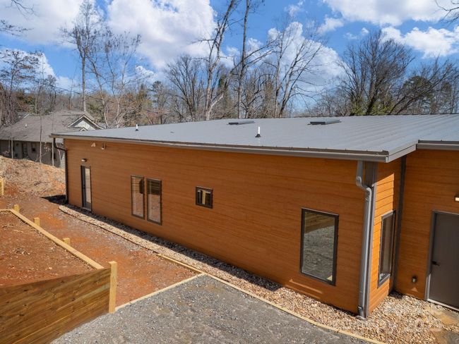 109 Grady Ave, House other with 3 bedrooms, 2 bathrooms and null parking in Tryon NC | Image 22