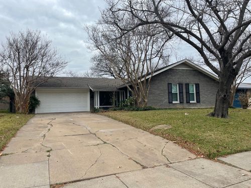 2009 Exeter St, Irving, TX, 75062-3561 | Card Image