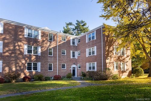1c-751 N Broadway, Hastings On Hudson, NY, 10706-1014 | Card Image