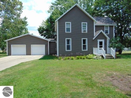 518 N Ithaca St, Ithaca, MI, 48847-1236 | Card Image