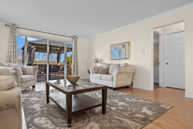 32 Abbey Dawn Dr, House other with 3 bedrooms, 3 bathrooms and 4 parking in Bath ON | Image 15