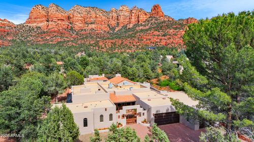 30 Navajo Trl, Sedona, AZ, 86351-9555 | Card Image