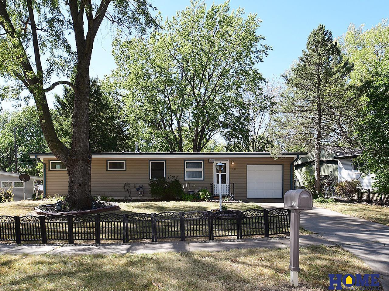 Prestwick Rd, Lincoln, NE 68505