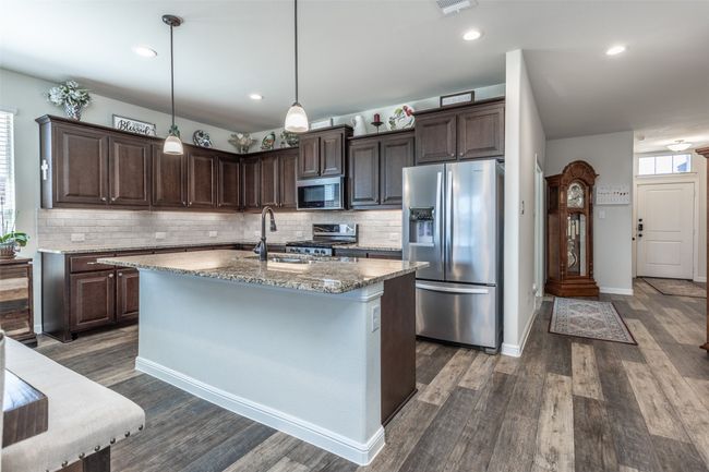 3236 Camden Creek Rd, House other with 4 bedrooms, 2 bathrooms and null parking in Krum TX | Image 22