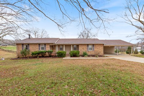 2054 Ridgecrest Cir, Dickson, TN, 37055-6019 | Card Image
