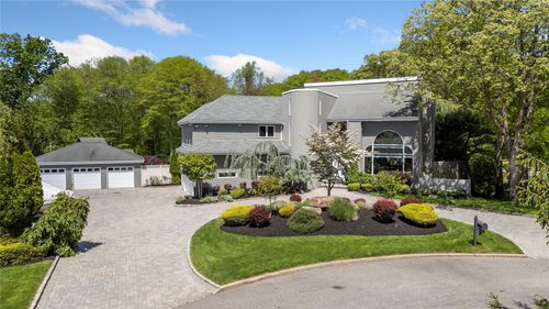 10 Crick Holly Ln, East Islip, NY, 11730-3813 | Card Image