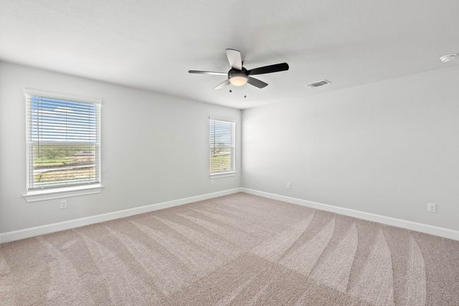 9312 Gladsome Path, House other with 3 bedrooms, 3 bathrooms and 2 parking in Manor TX | Image 8