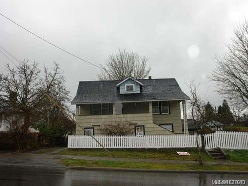 556 Kennedy St, Nanaimo, BC, V9R2J7 | Card Image