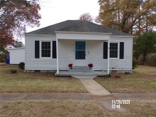 119 Dale Cir, Franklin, VA, 23851-2984 | Card Image