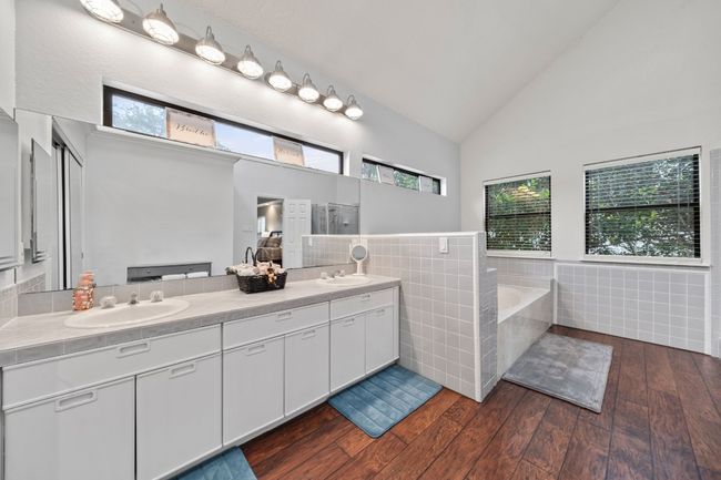 Primary Bath | Image 22