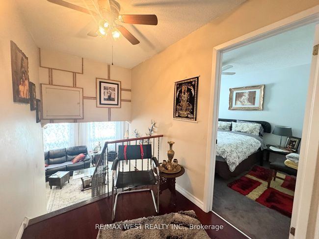 425 Hansen Rd N, House other with 4 bedrooms, 3 bathrooms and 4 parking in Brampton ON | Image 16