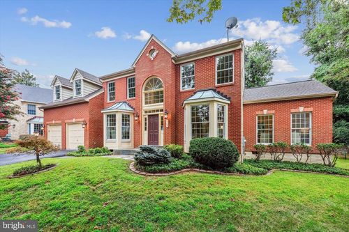13 Climbing Rose Ct, ROCKVILLE, MD, 20850-2849 | Card Image