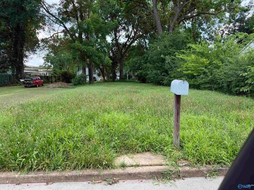 217 Ward Ave Ne, Huntsville, AL, 35801-4012 | Card Image