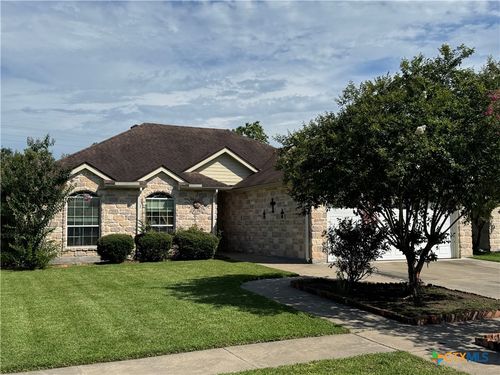 306 Green Gable Dr, Victoria, TX, 77904-1165 | Card Image