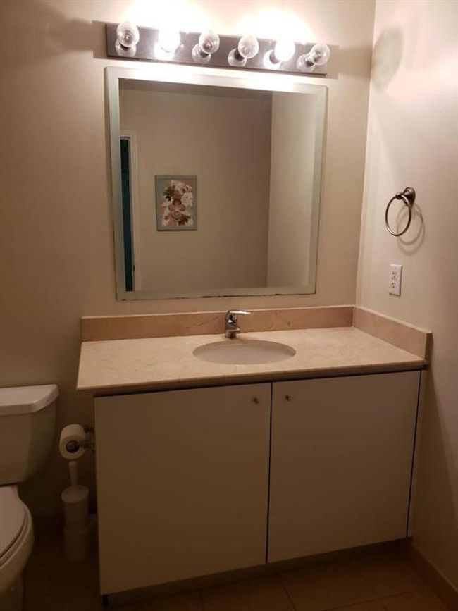 APT-305 - 9066 Sw 73 Rd Ct, Condo with 2 bedrooms, 1 bathrooms and null parking in Pinecrest FL | Image 4