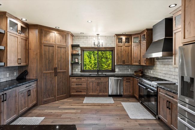 40149 Us Highway 2, House other with 6 bedrooms, 5 bathrooms and null parking in Libby MT | Image 17