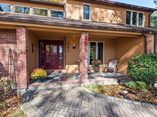 243 Spring St, Shrewsbury, MA, 01545-5003 | Card Image