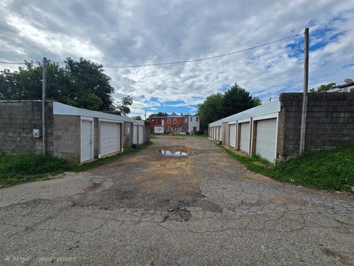2600 Moore St, WILMINGTON, DE, 19802-3524 | Card Image