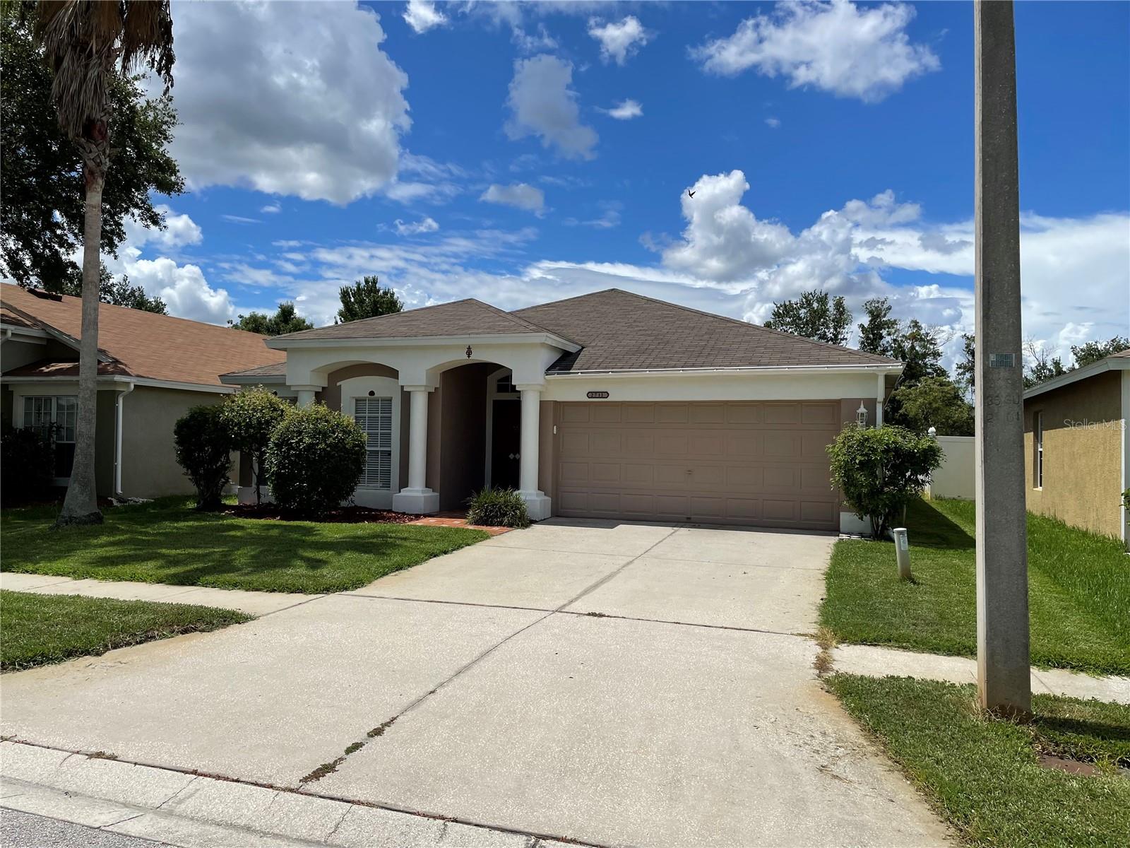 Breakwater Ct, Brandon, FL 33511
